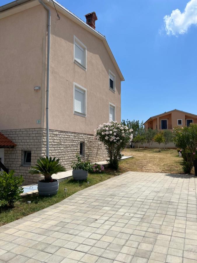 Apartments Ban Galižana Esterno foto